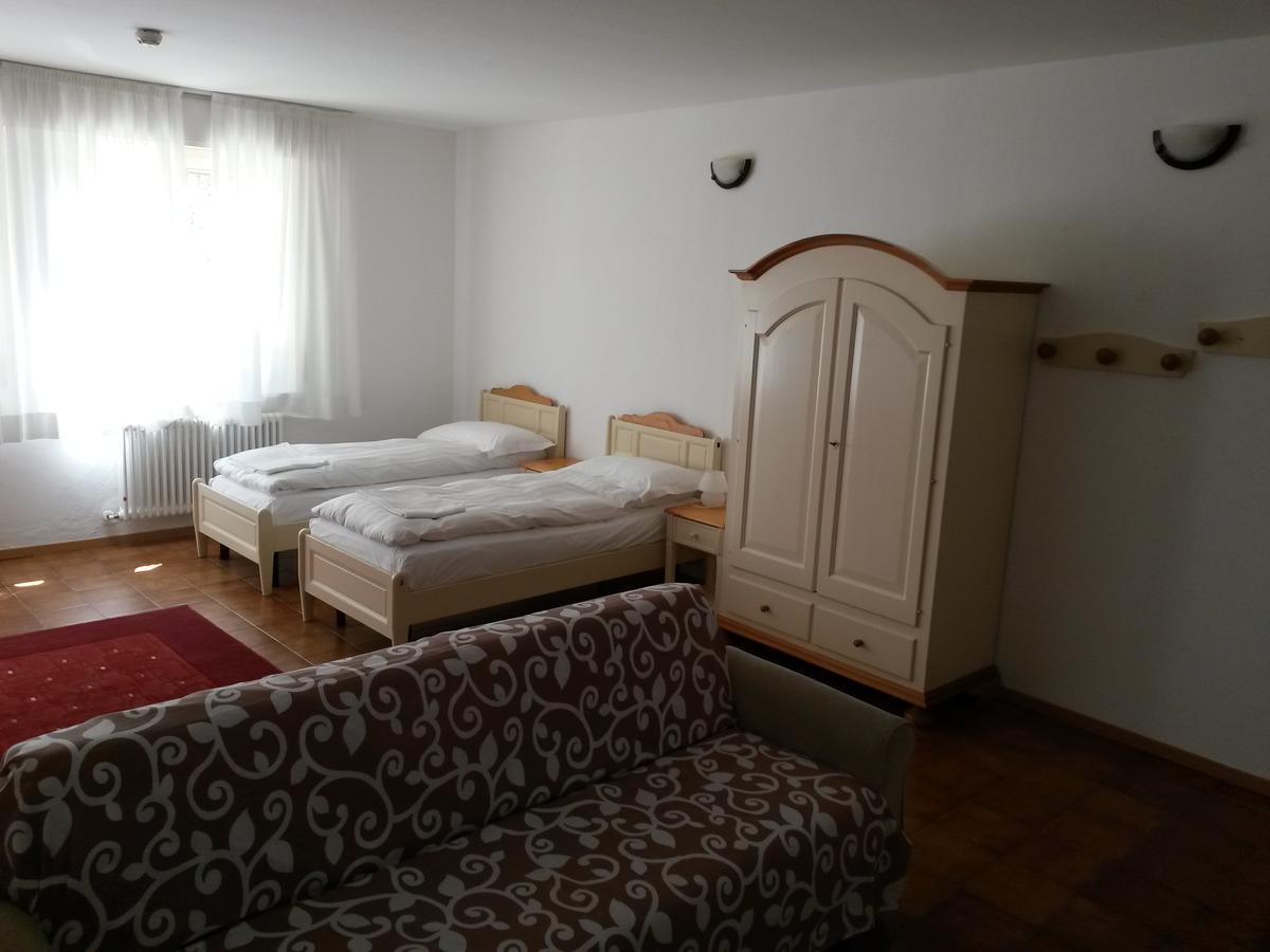 Hotel Santa Barbara Ронцо-Кьенис Экстерьер фото